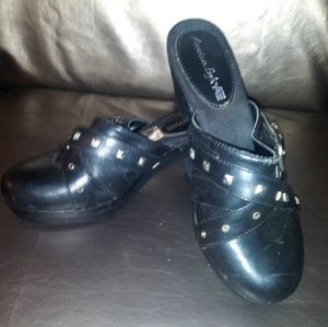 Womens Black American eagle slip ons